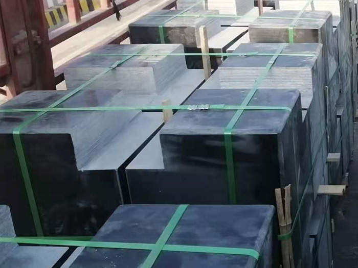 芝麻黑石材是一种受欢迎建筑装饰材料